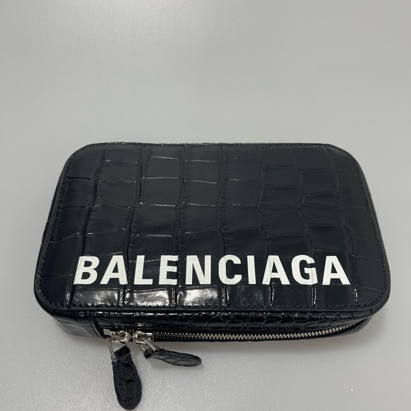 Balenciaga Black Cell Phone Crocodile Print $850. New Without Tags. No Strap. - Picture 1 of 6